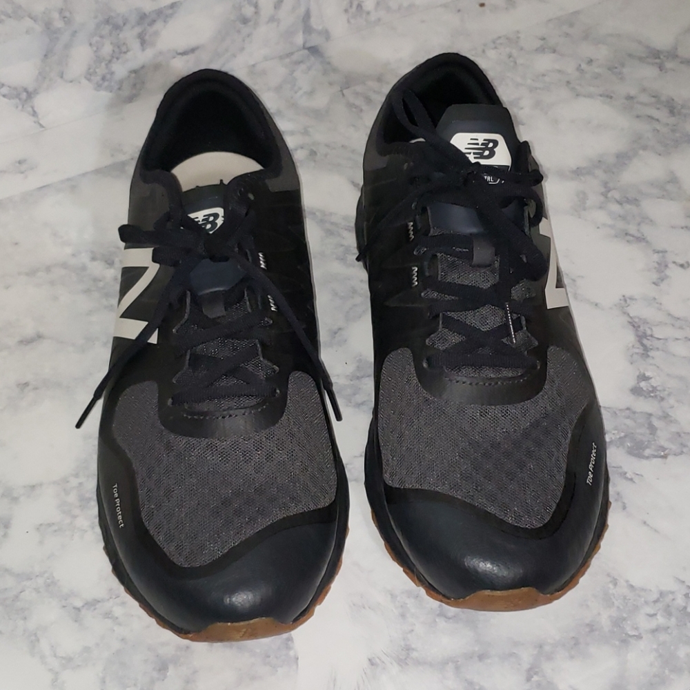 Used- new balance kaymin trl